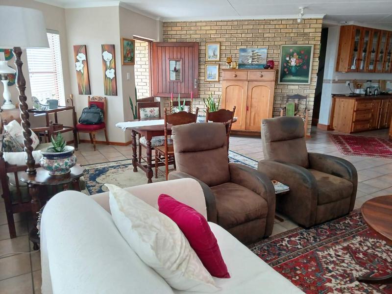 3 Bedroom Property for Sale in Stilbaai Wes Western Cape